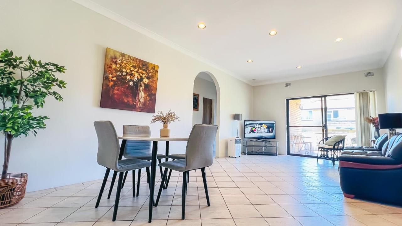 Carlton 3 Beds Unit - Free Parking Apartment Sydney Bagian luar foto