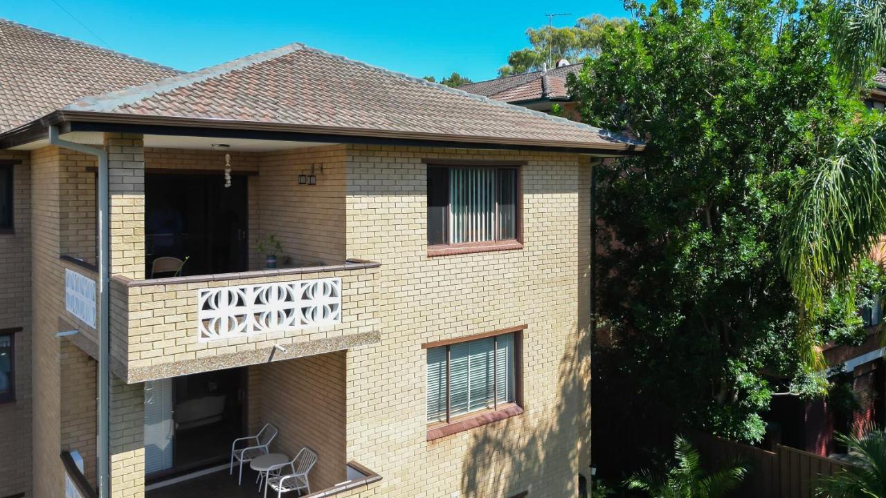 Carlton 3 Beds Unit - Free Parking Apartment Sydney Bagian luar foto